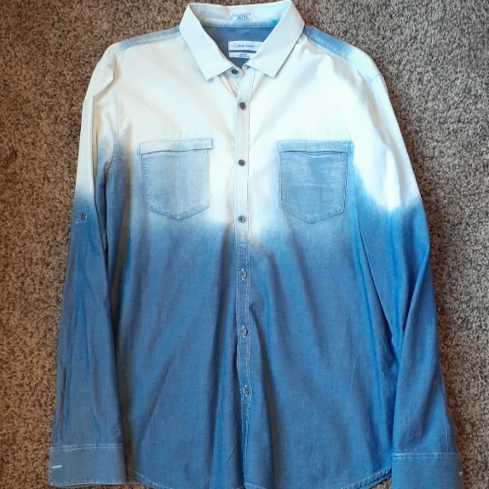 Gorgeous Calvin Klein Casual Button Up